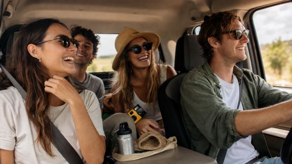 Road trip entre amis : astuces et idées d’itinéraires festifs