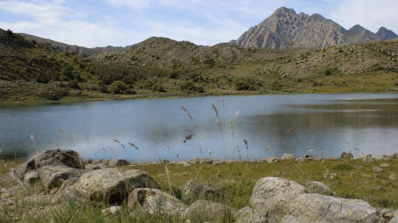 Promenades autour des lacs de montagne en Corse