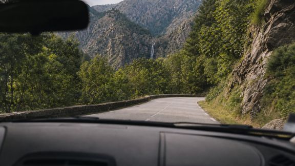 Séjour itinérant : comment relier les plus belles cascades de Corse en voiture